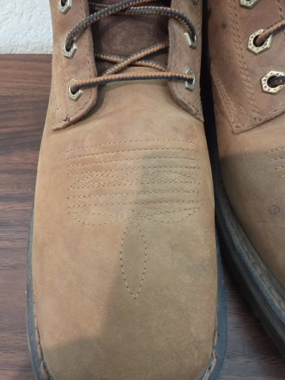 Ariat mens 9D cascade square soft toe lace up work boots 10011916 8